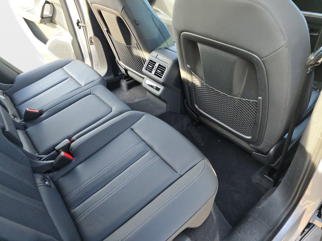 New 2025 Audi Q5 Premium image 11
