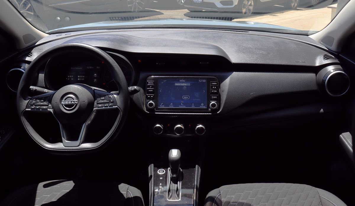 Used 2023 Nissan Kicks SV w/ Exterior Package FWD image 32