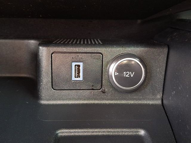 Used 2020 Ford Escape SE image 21