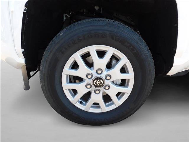 Used 2026 Toyota Tacoma SR5 w/ SR5 Upgrade Package AWD/4WD image 30