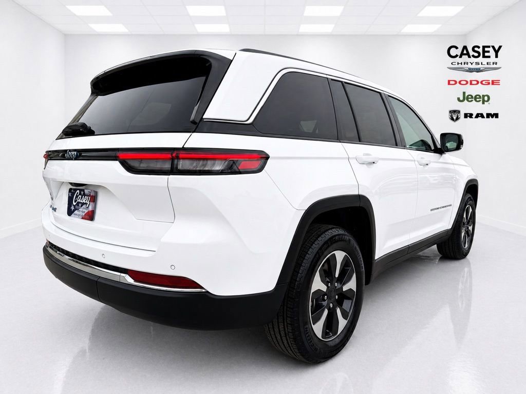Used 2023 Jeep Grand Cherokee 4WD 4xe image 8