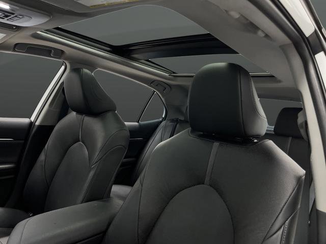 Used 2023 Toyota Camry XLE w/ Navigation Package image 7