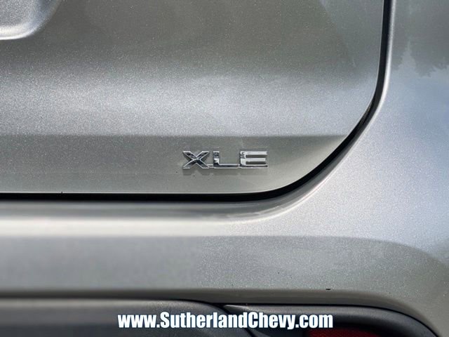 Used 2024 Toyota Highlander XLE AWD/4WD image 14