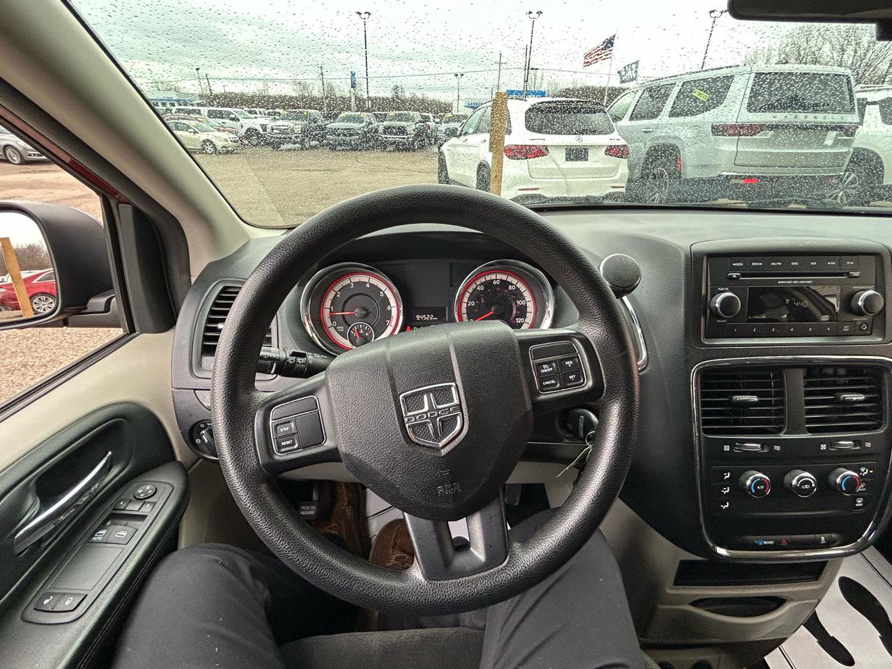 Used 2015 Dodge Grand Caravan American Value Package image 25