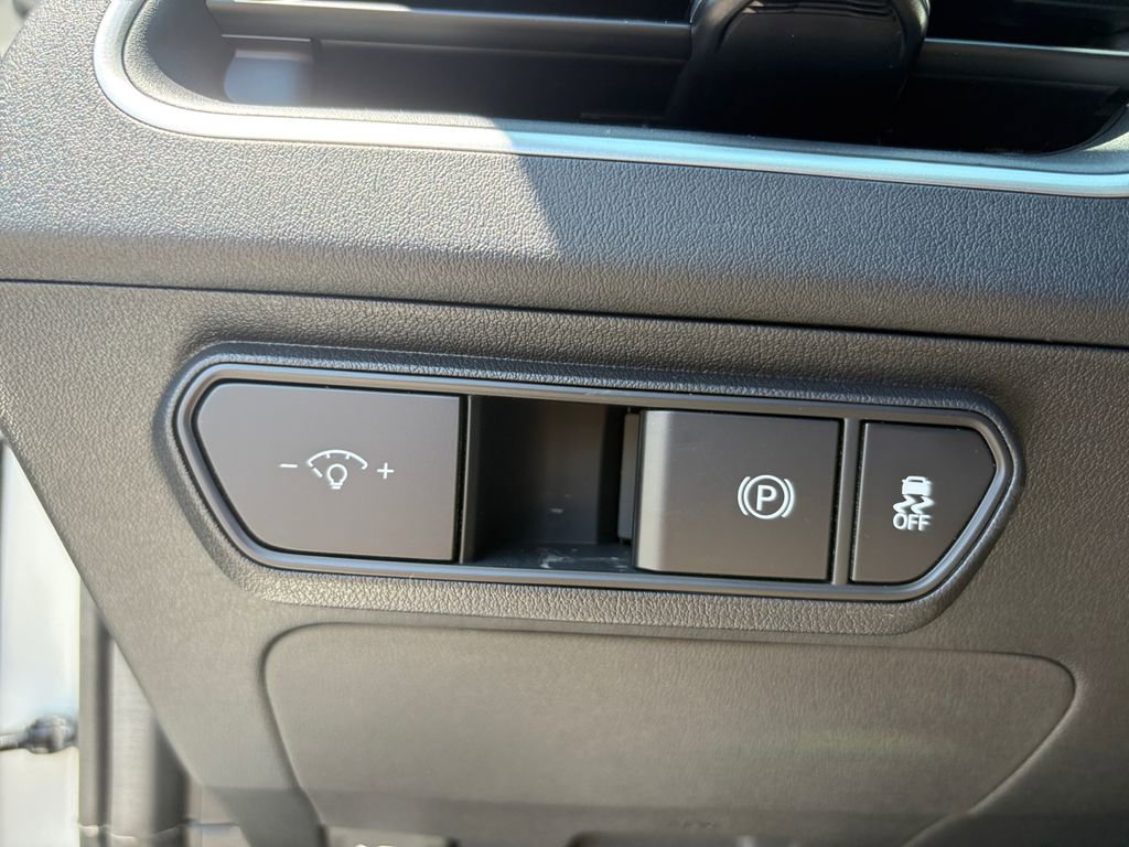 New 2025 Kia K4 LXS FWD image 31