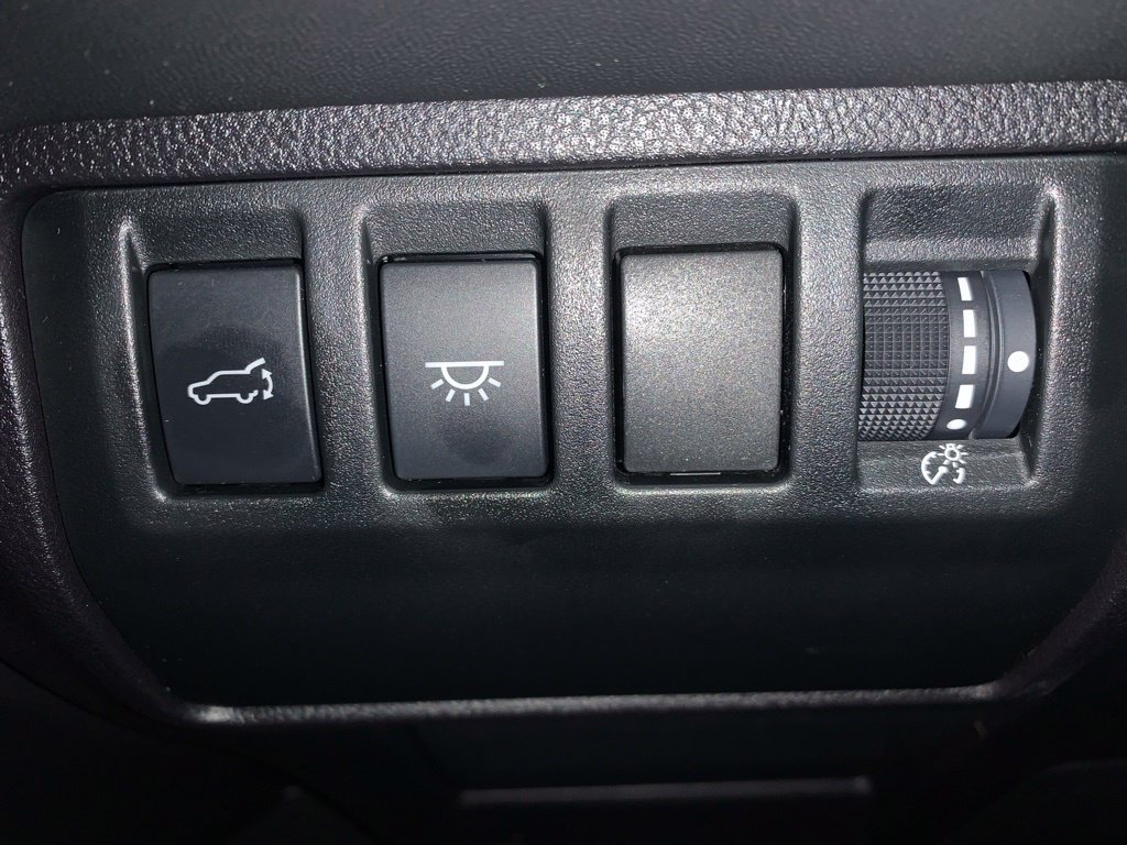 Used 2023 Subaru Ascent Touring AWD/4WD image 9