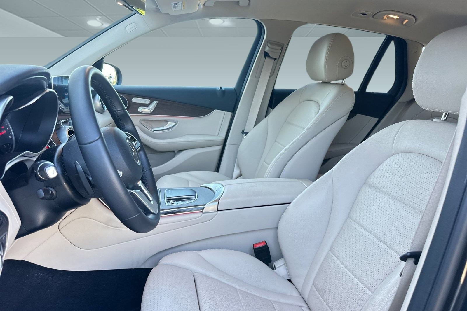 Used 2022 Mercedes-Benz GLC 300 image 18