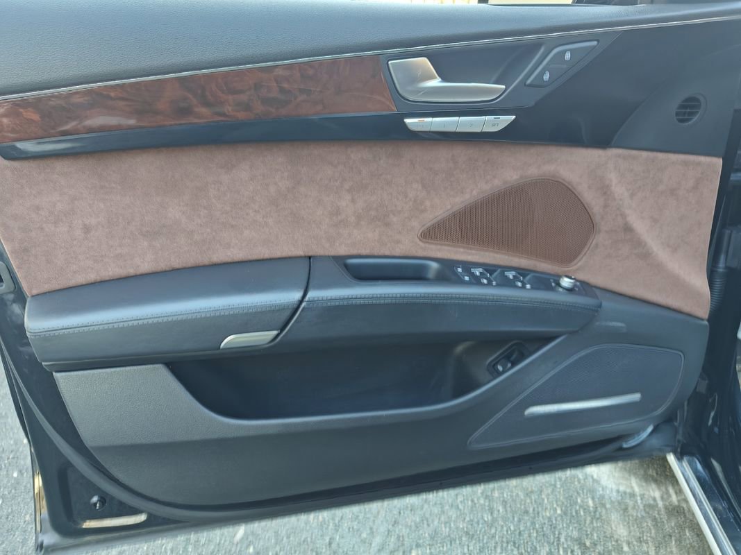 Used 2014 Audi A8 L TDI image 10
