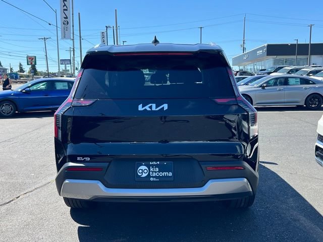 Certified 2026 Kia EV9 Wind AWD/4WD image 8