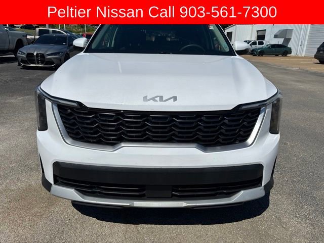Used 2025 Kia Sorento LX FWD image 8