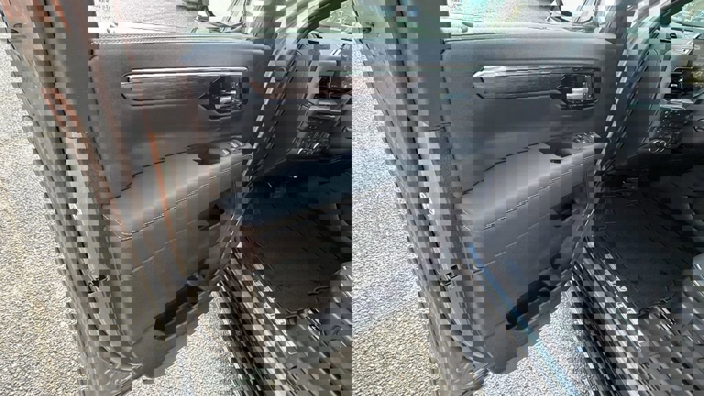 New 2026 Chevrolet Suburban Premier w/ Sun And Tow Package image 11