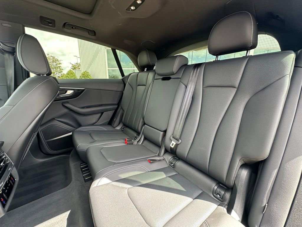 Certified 2025 Audi Q8 Premium Plus w/ Premium Plus Package image 21