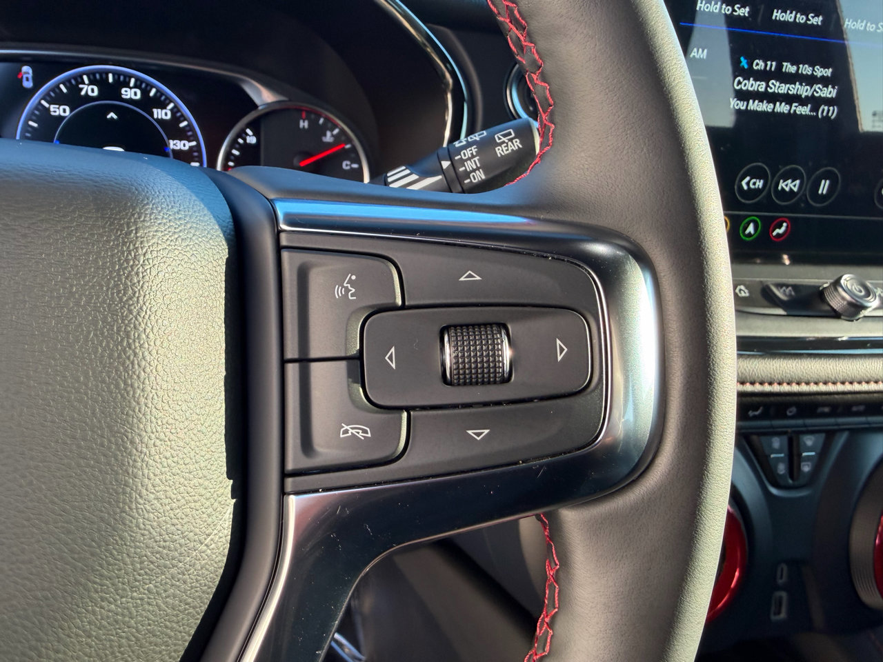 Used 2025 Chevrolet Blazer RS w/ Driver Confidence II Package image 27