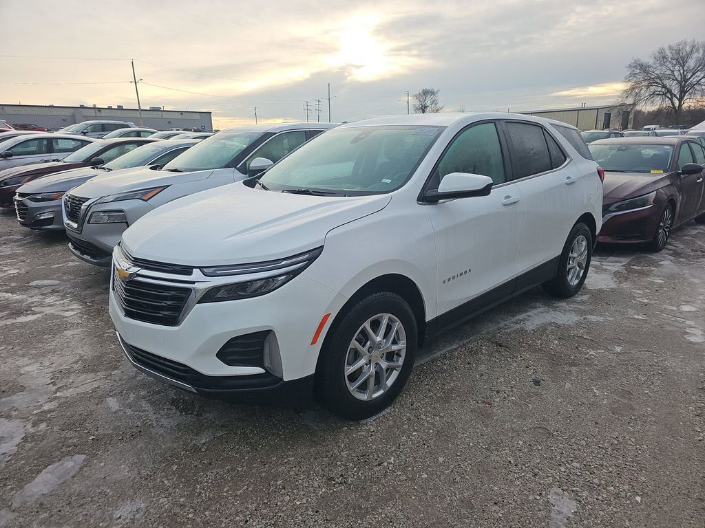 Used 2024 Chevrolet Equinox LT image 17