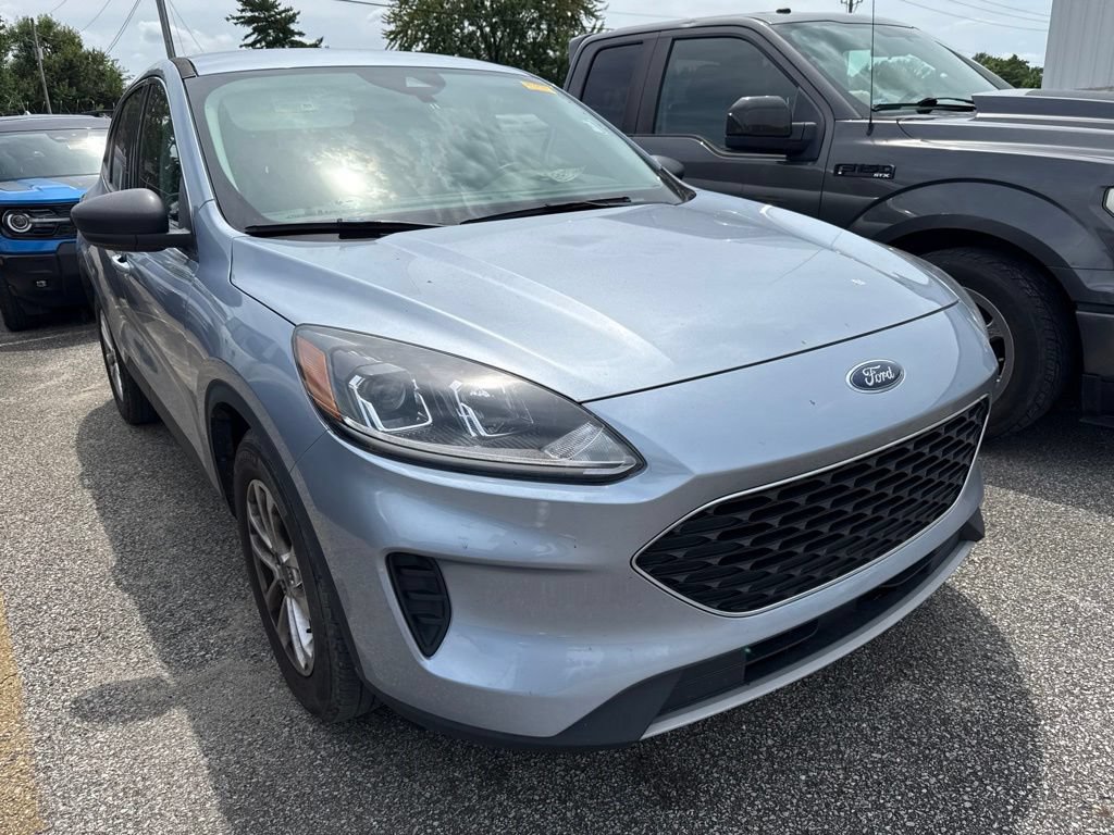 Used 2022 Ford Escape SE w/ Convenience Package FWD image 16