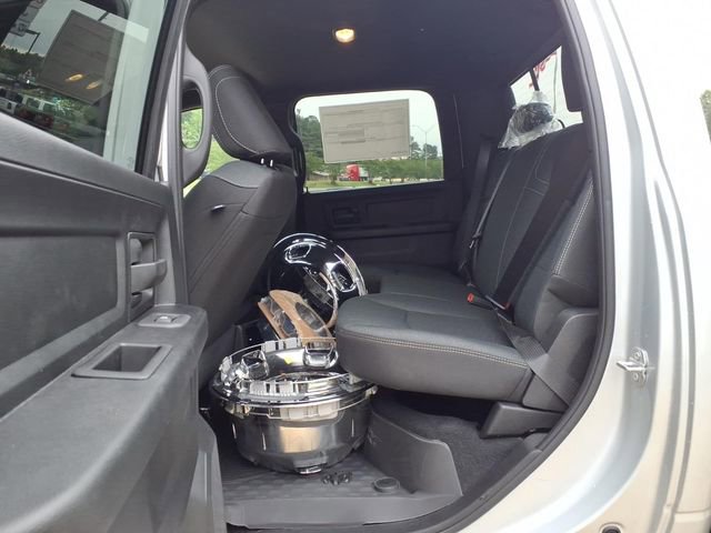 New 2026 RAM 3500 Tradesman AWD/4WD image 18