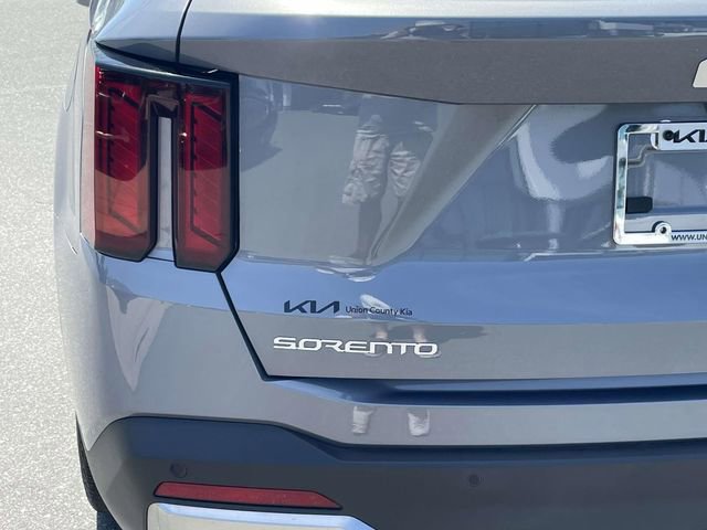 Used 2025 Kia Sorento EX FWD image 10