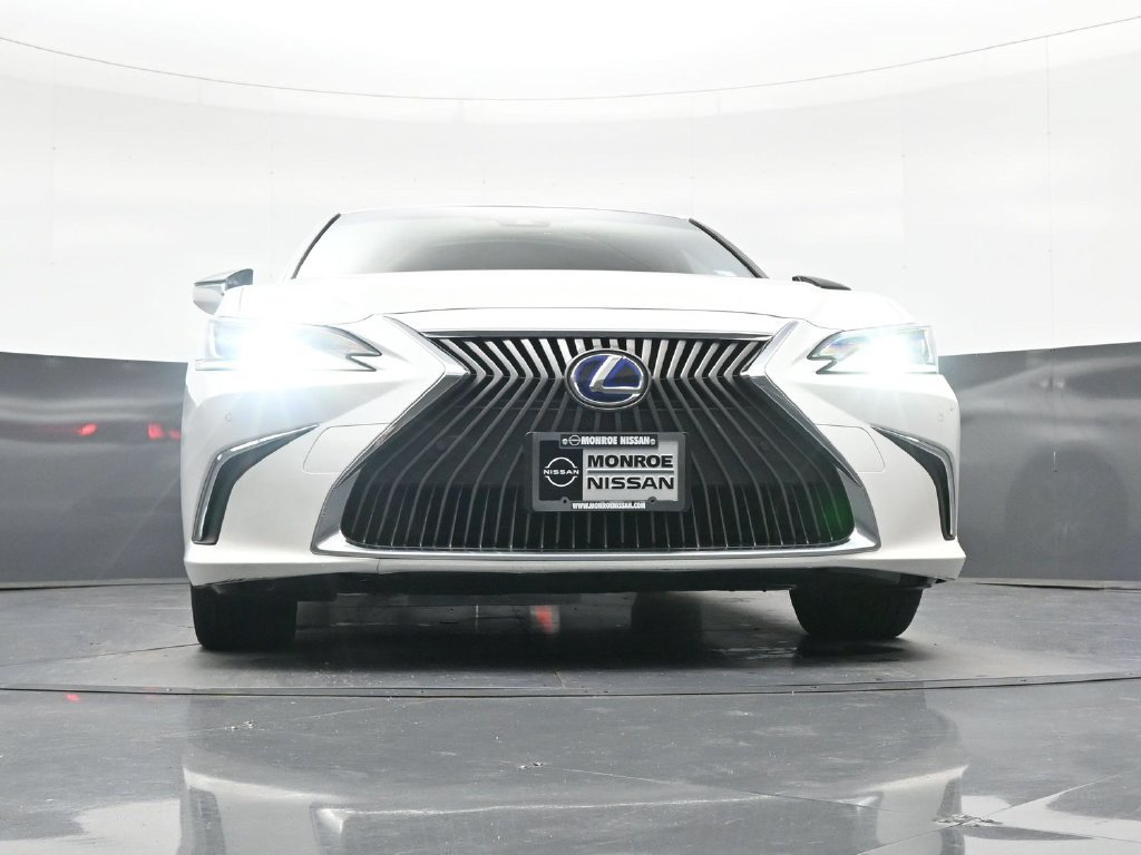 Used 2019 Lexus ES 300h w/ Premium Package FWD image 20