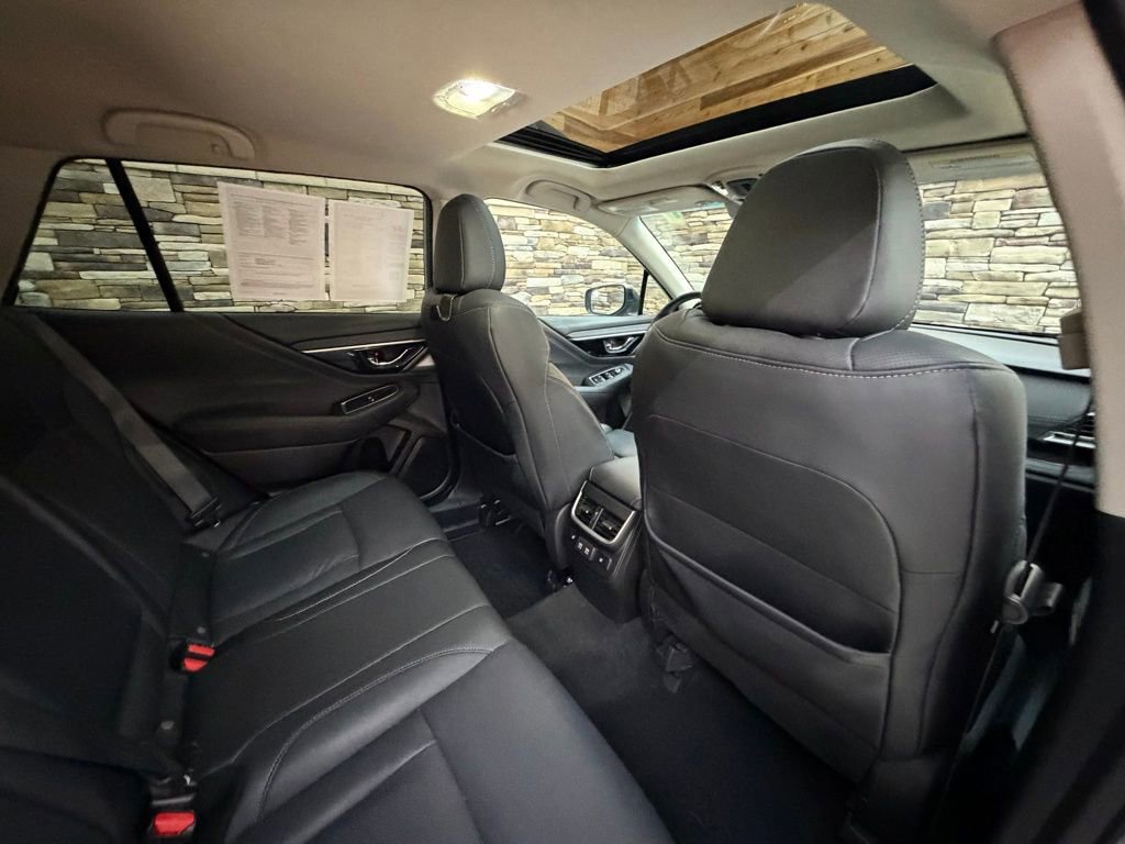 Used 2022 Subaru Outback Limited XT image 30