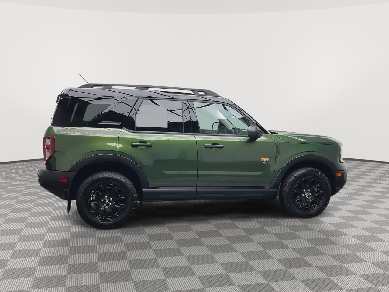 Certified 2025 Ford Bronco Sport Badlands w/ Badlands Tech Package AWD/4WD image 43