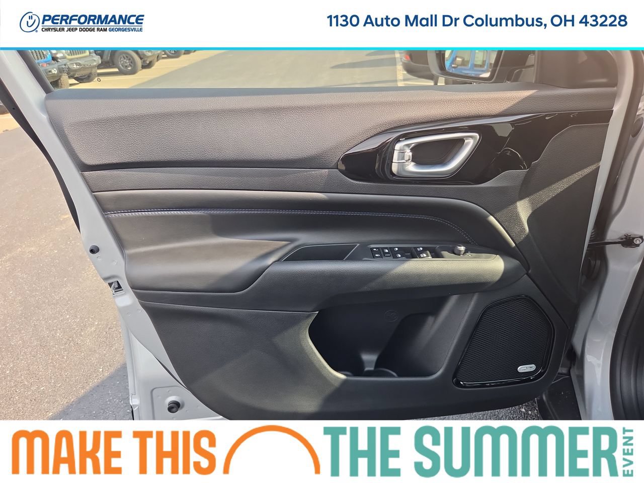 New 2026 Jeep Compass Latitude w/ Sun and Sound Group AWD/4WD image 20