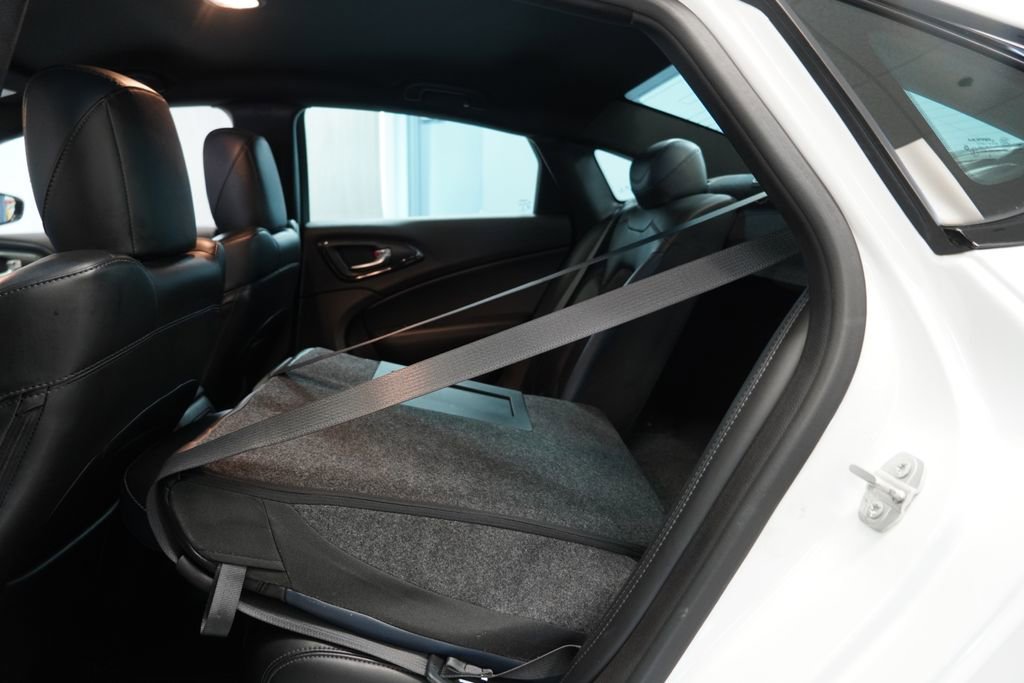 Used 2015 Chrysler 200 S w/ Comfort Group image 25