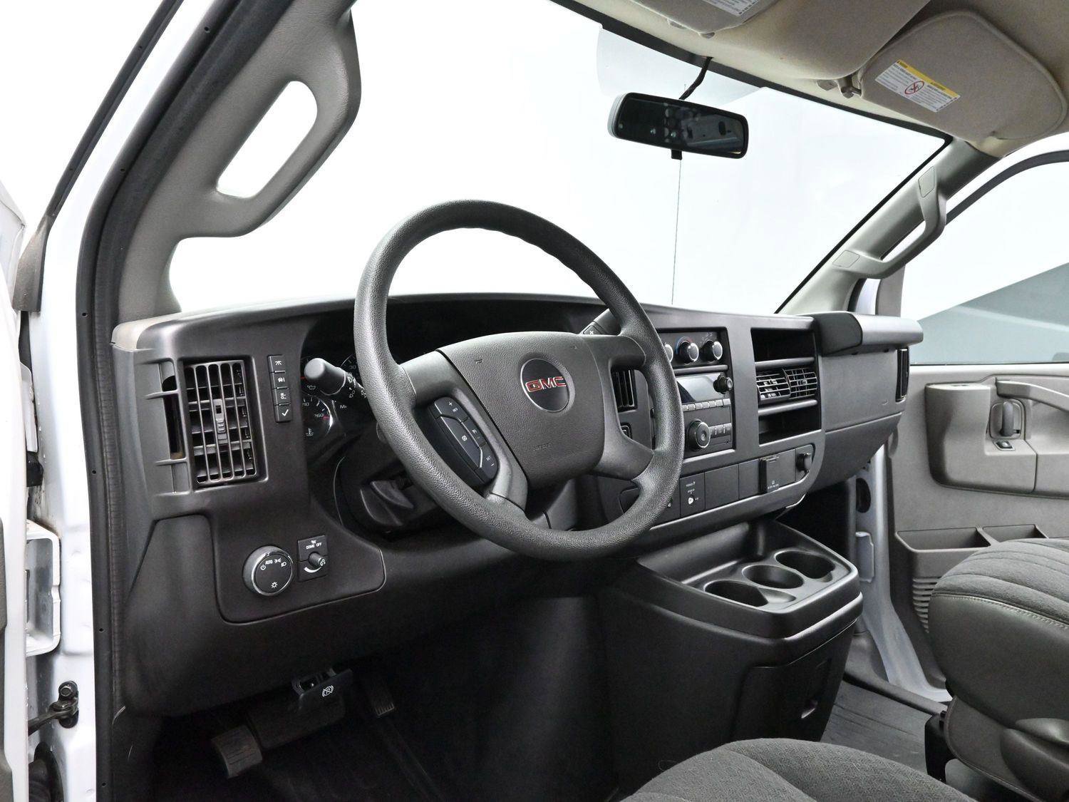 Used 2024 GMC Savana 2500 w/ Driver Convenience Package image 15