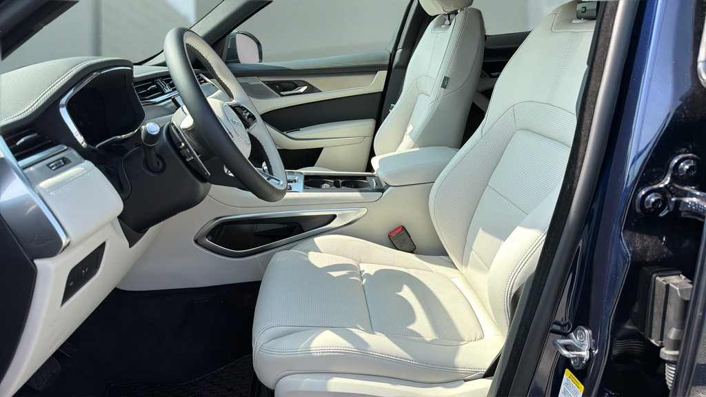 New 2026 Jaguar F-PACE R-Dynamic S AWD/4WD image 17