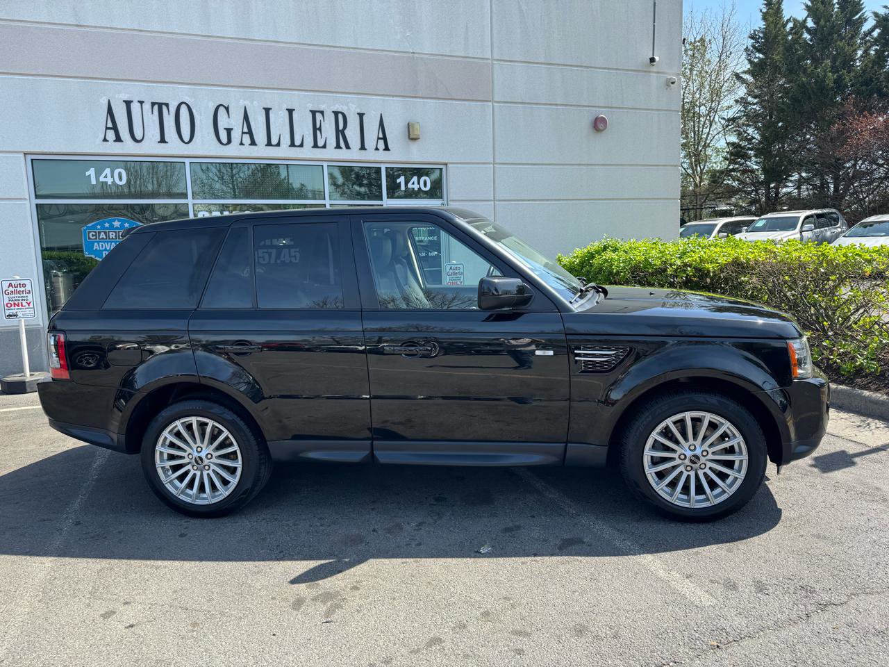 Used 2012 Land Rover Range Rover Sport HSE AWD/4WD image 4