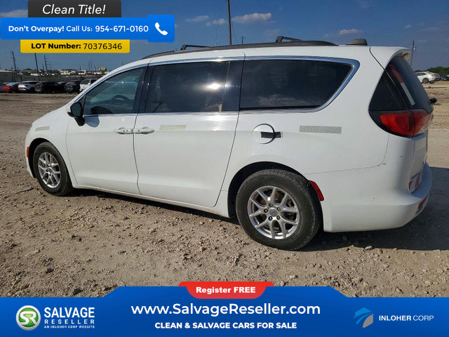 Used 2021 Chrysler Voyager Lxi FWD image 3