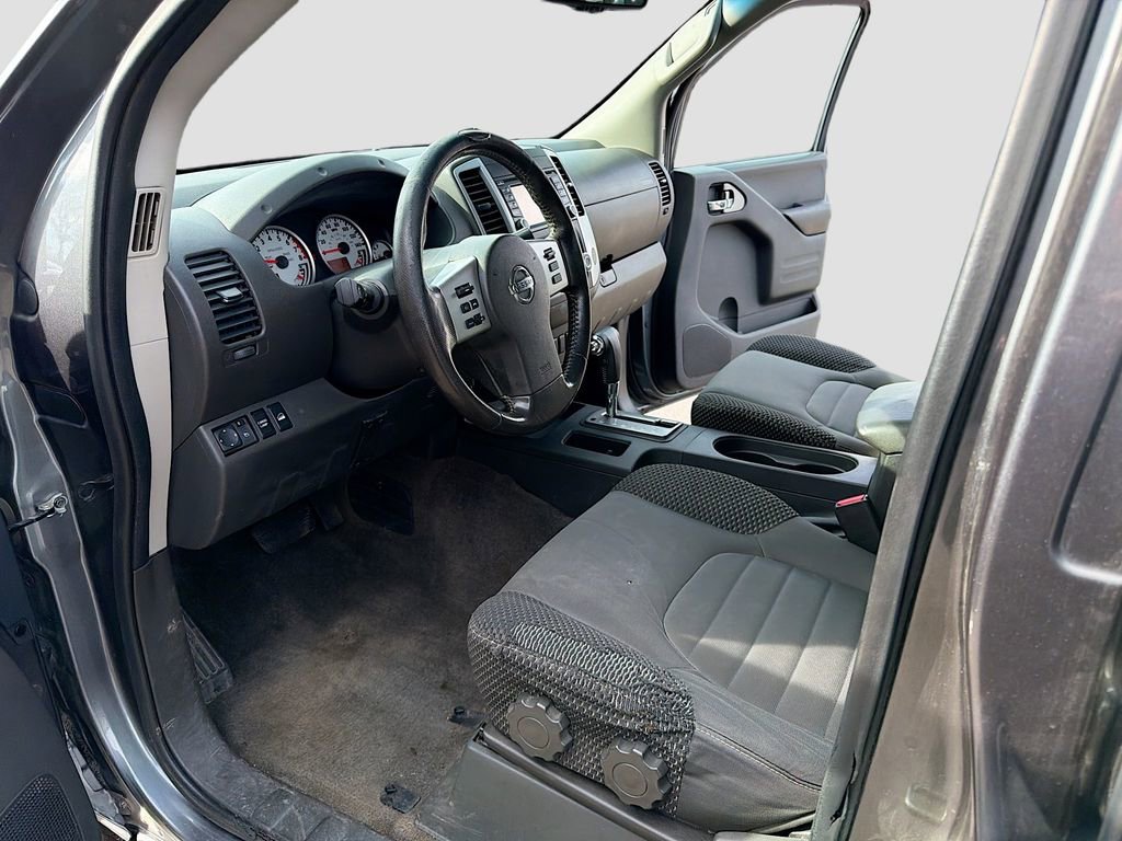 Used 2018 Nissan Frontier PRO-4X image 27