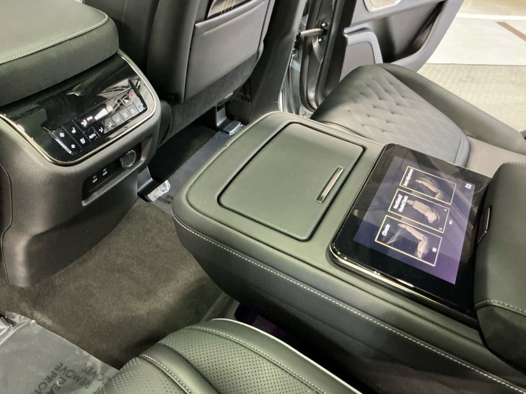 Used 2025 INFINITI QX80 Autograph image 26