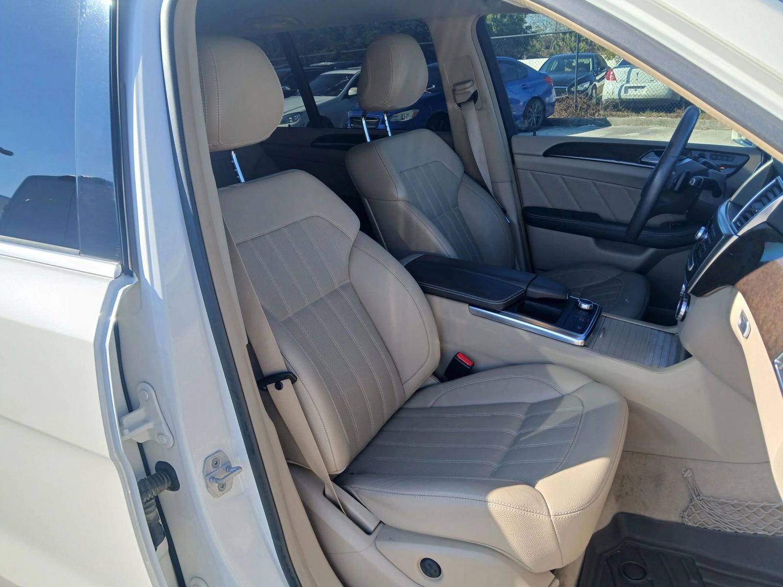 Used 2016 Mercedes-Benz GL 320 BlueTEC 4MATIC image 21