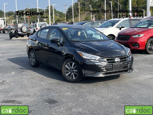 Used 2025 Nissan Versa SV w/ Trunk Package FWD image 1