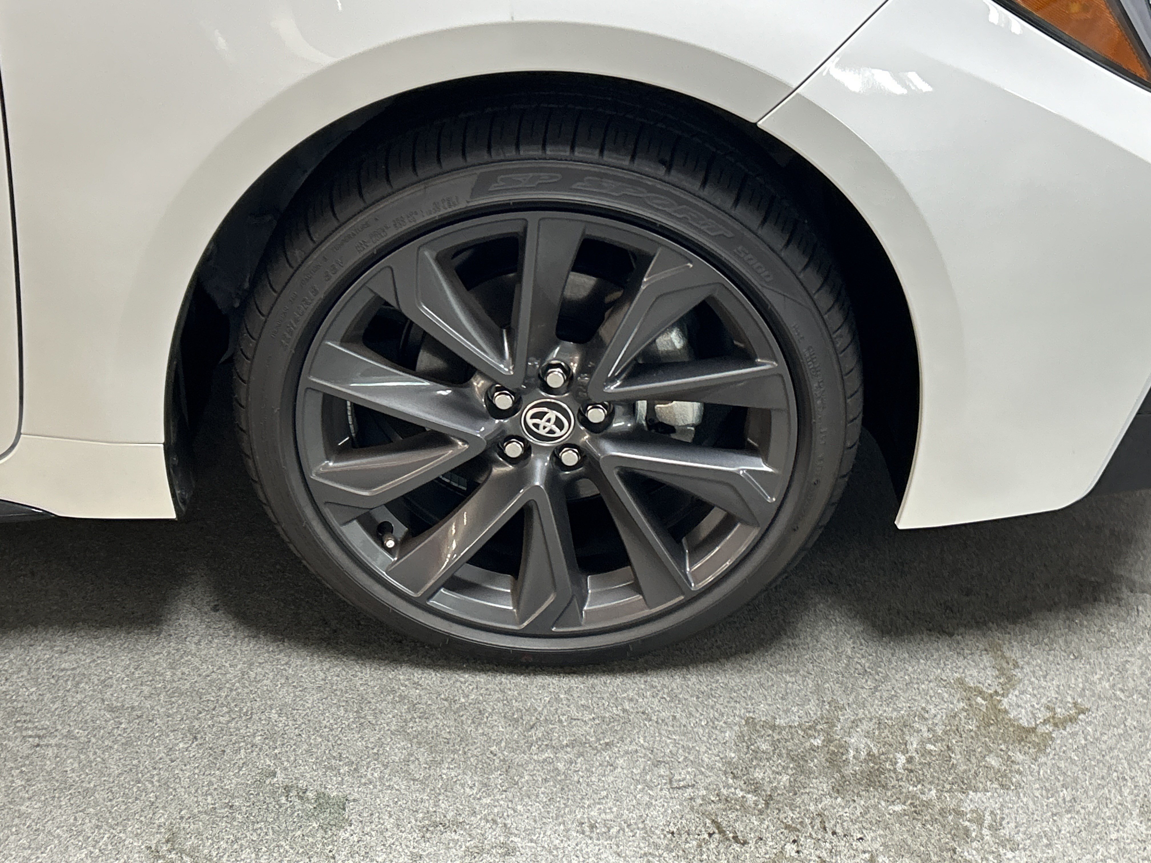 Used 2026 Toyota Corolla SE FWD image 13