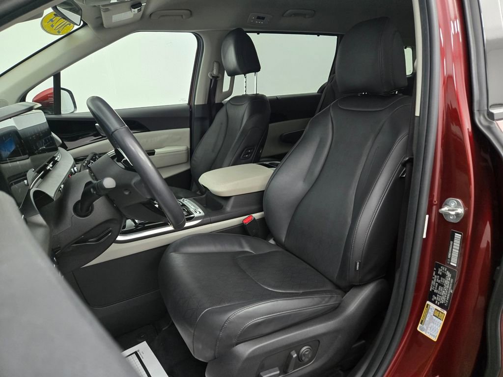 Used 2024 Kia Carnival SX image 20