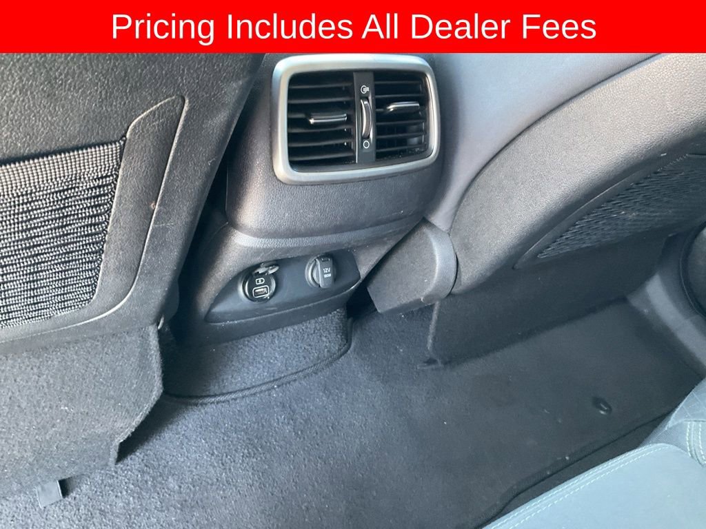 Used 2017 Kia Sorento FWD image 13