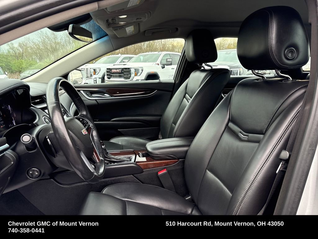 Used 2017 Cadillac XTS Luxury image 11