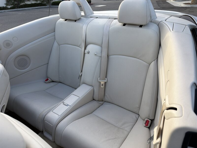 Used 2010 Lexus IS 350C RWD image 17