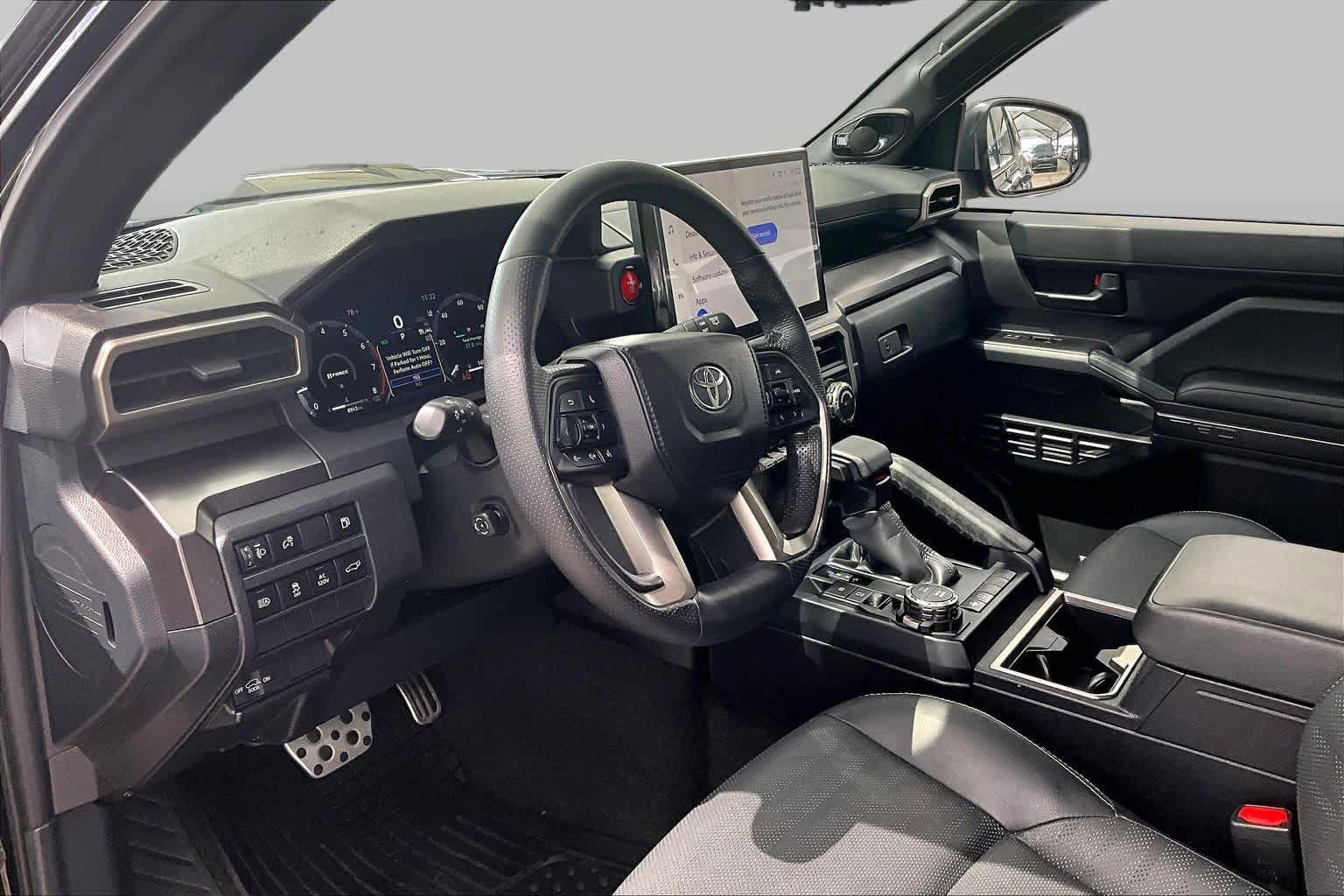 Used 2025 Toyota 4Runner TRD Sport Premium w/ Tow Technology Package AWD/4WD image 17