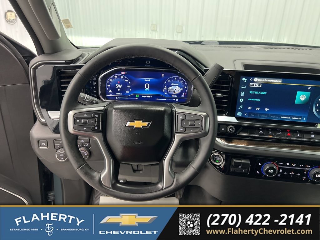 Used 2025 Chevrolet Silverado 1500 LT AWD/4WD image 26