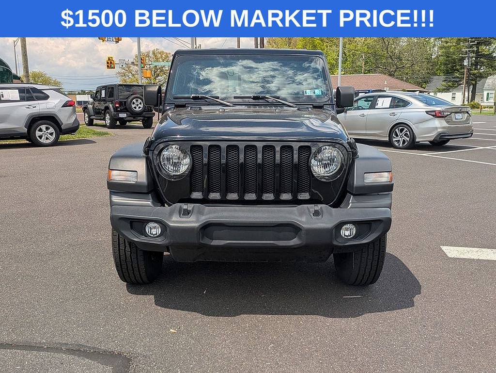Used 2022 Jeep Wrangler Unlimited Sport AWD/4WD image 2
