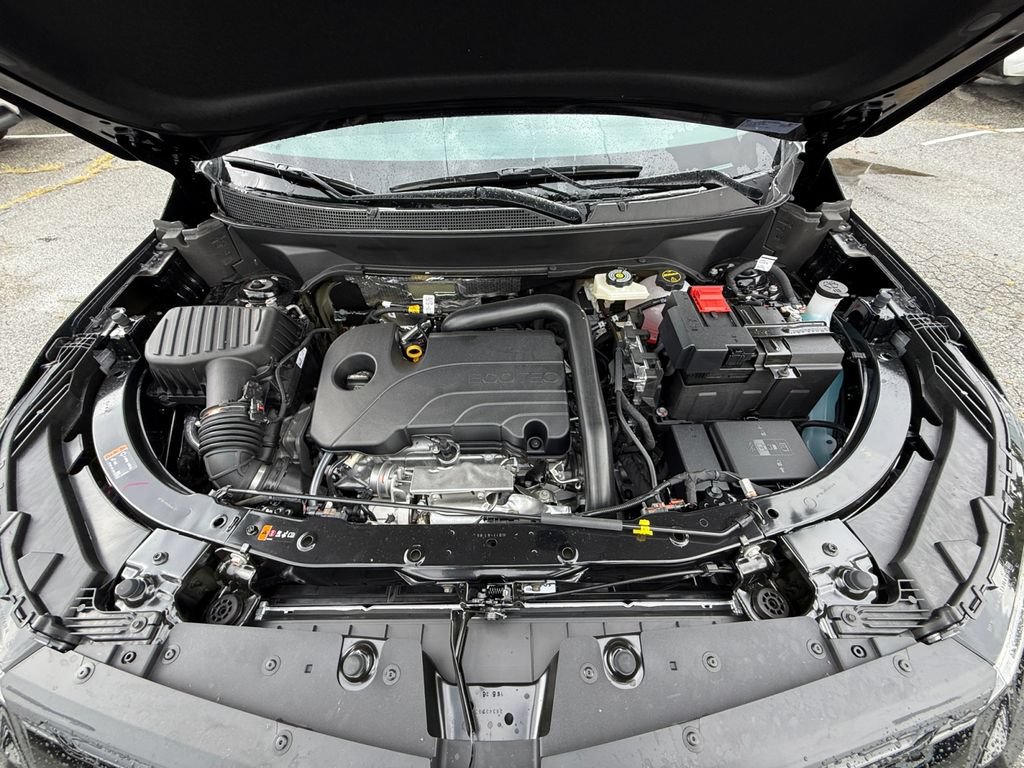 New 2027 Chevrolet Equinox LT w/ Midnight Edition FWD image 25