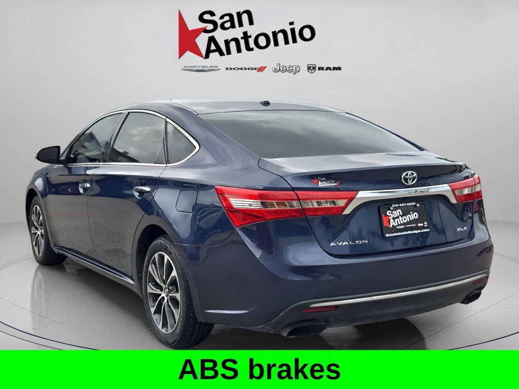 Used 2017 Toyota Avalon XLE image 6