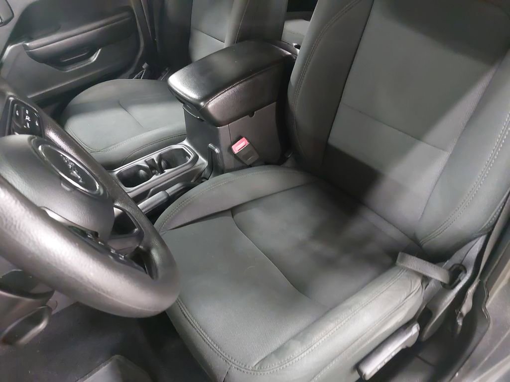 Used 2018 Jeep Wrangler Unlimited Sport image 14