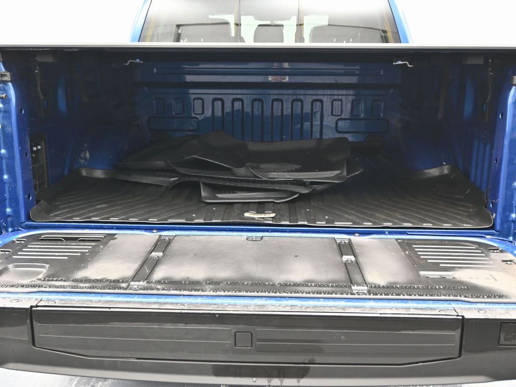 Used 2022 Ford F150 Lightning Lariat w/ Equipment Group 511A High image 16