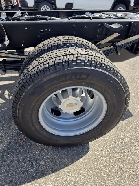 New 2026 Chevrolet Silverado 3500 W/T w/ WT Convenience Package RWD image 16