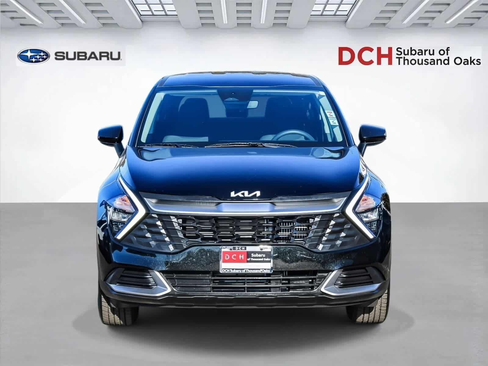 Used 2023 Kia Sportage LX image 2