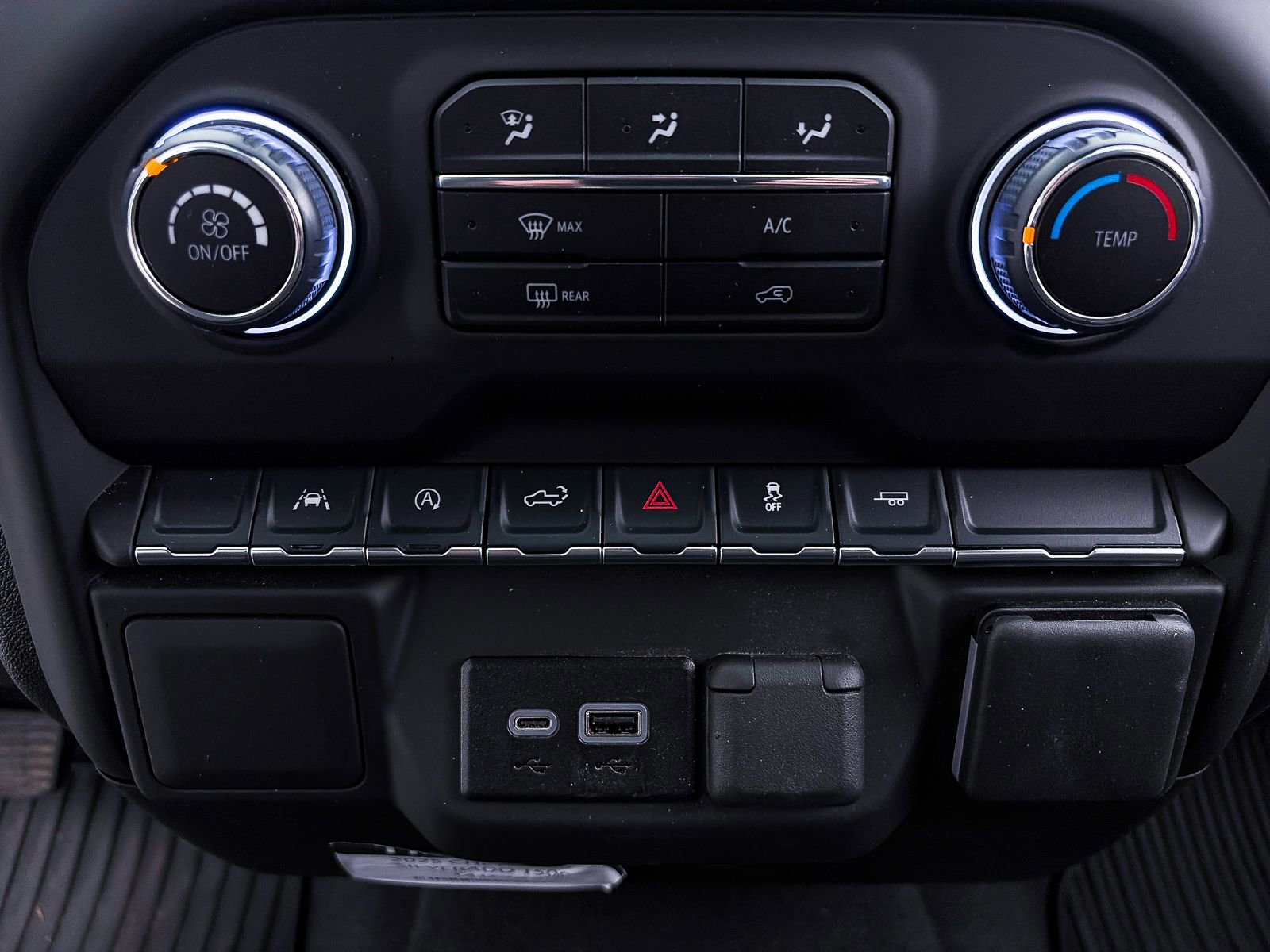 Used 2025 Chevrolet Silverado 1500 Custom w/ LPO, Dark Essentials Package image 22