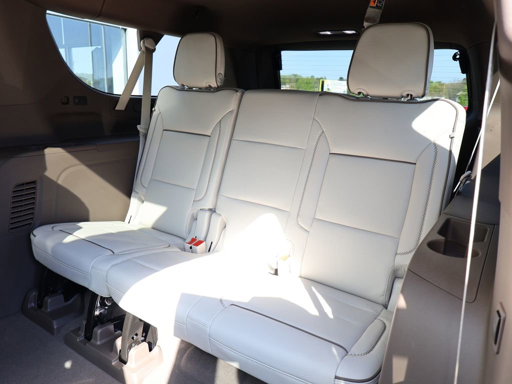 New 2026 GMC Yukon XL Denali AWD/4WD image 30